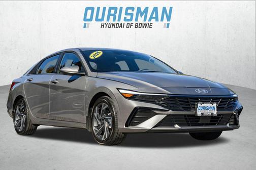 2025 Hyundai ELANTRA SEL
