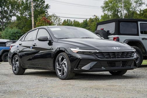 2025 Hyundai ELANTRA HEV Limited