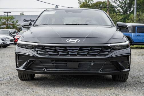 2025 Hyundai ELANTRA HEV Limited