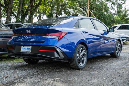2025 Hyundai ELANTRA HEV Limited