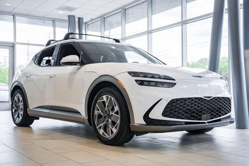 2025 Genesis GV60 Standard AWD