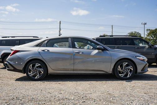 2025 Hyundai ELANTRA HEV Limited