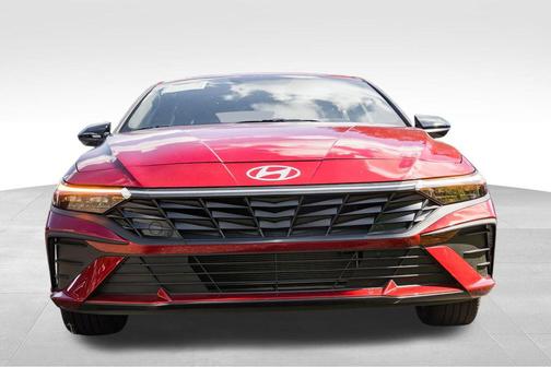 2025 Hyundai ELANTRA Sport