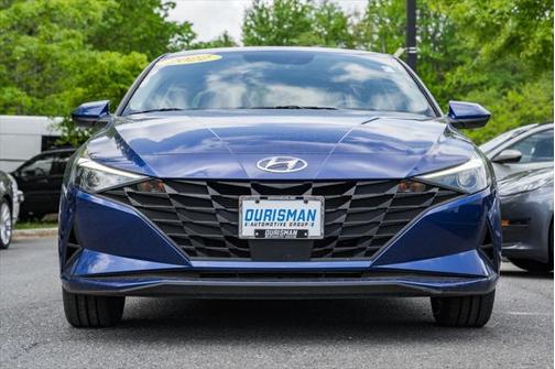 2022 Hyundai ELANTRA SEL
