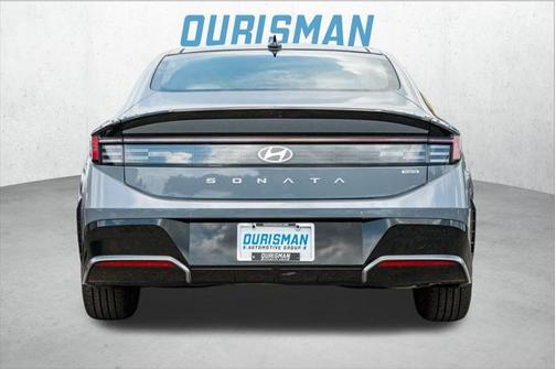 2025 Hyundai SONATA Hybrid Limited