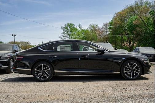 2025 Genesis G80 2.5T Advanced AWD