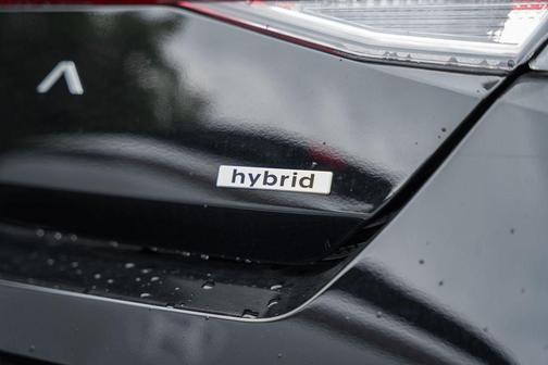 2025 Hyundai ELANTRA HEV Limited