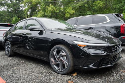 2025 Hyundai ELANTRA HEV Limited