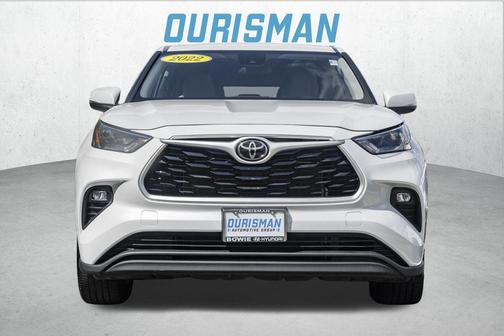 2022 Toyota Highlander LE