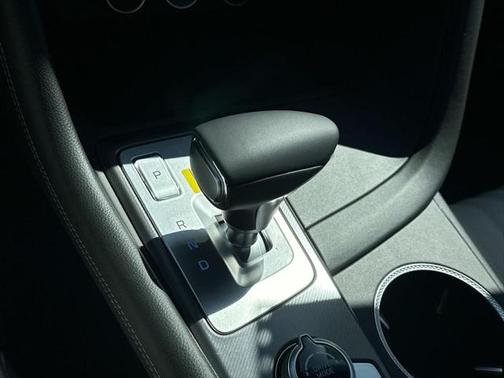 2024 Genesis G70 2.5T AWD