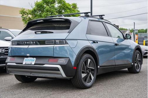 2025 Hyundai IONIQ 5 SEL