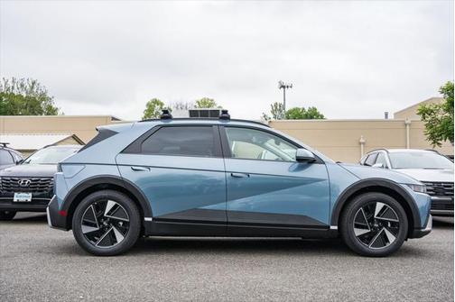 2025 Hyundai IONIQ 5 SEL