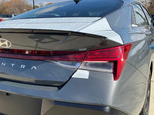 2026 Hyundai ELANTRA Sport