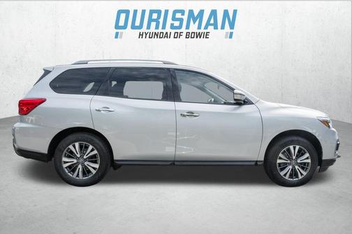 2020 Nissan Pathfinder SV 4WD