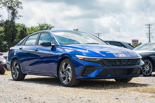 2025 Hyundai ELANTRA Sport