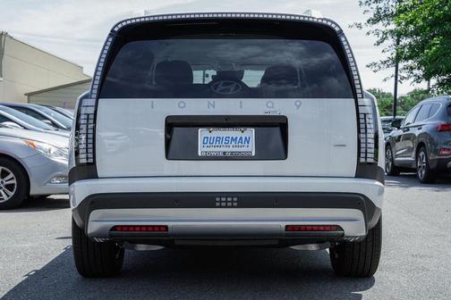 2026 Hyundai IONIQ 9 SE