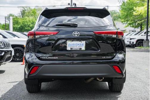2021 Toyota Highlander LE