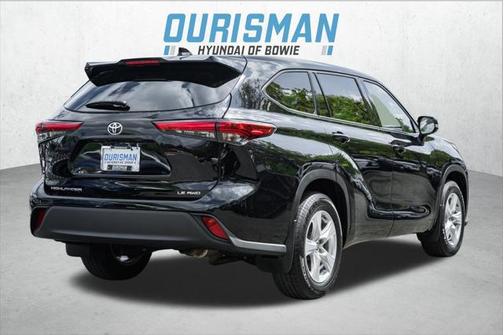 2021 Toyota Highlander LE
