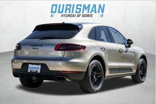 2017 Porsche Macan Base