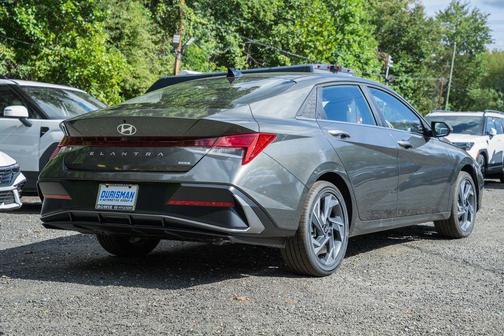 2025 Hyundai ELANTRA HEV Limited