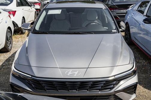 2025 Hyundai ELANTRA HEV Limited