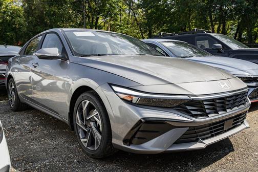 2025 Hyundai ELANTRA HEV Limited