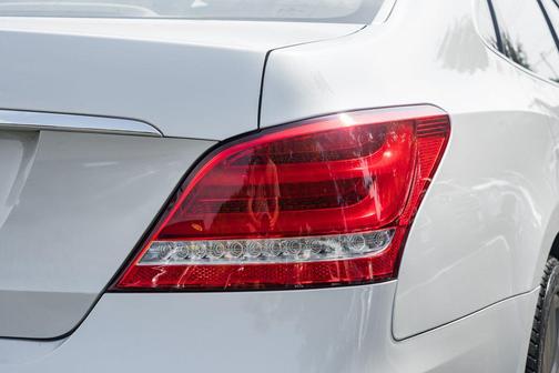2014 Hyundai Equus Signature