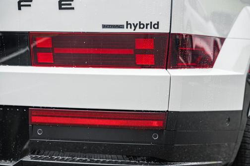 2026 Hyundai SANTA FE HEV Calligraphy