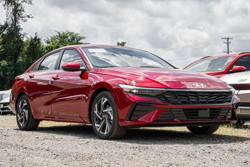 2025 Hyundai ELANTRA HEV Limited