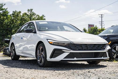 2025 Hyundai ELANTRA Sport
