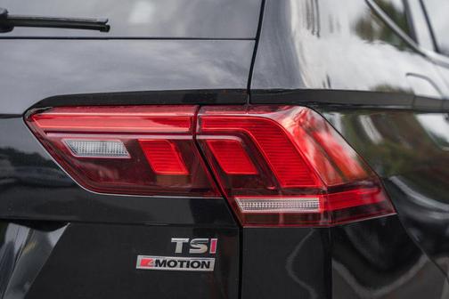 2018 Volkswagen Tiguan 2.0T SEL