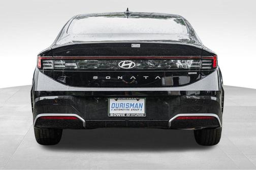 2025 Hyundai SONATA Hybrid SE