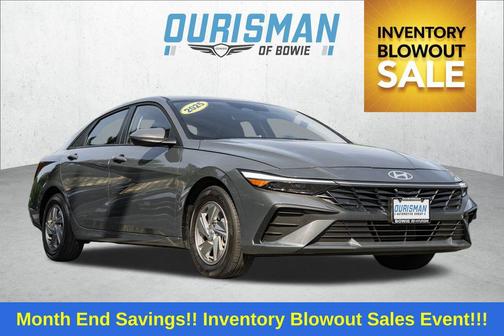2025 Hyundai ELANTRA SE