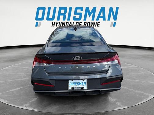 2025 Hyundai ELANTRA HEV SEL Sport