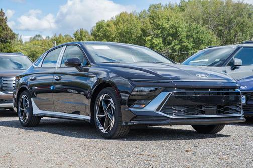 2026 Hyundai SONATA SEL