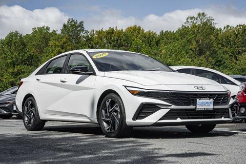 2025 Hyundai ELANTRA Sport