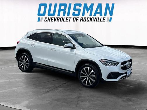Digital White Metallic 2022 Mercedes-Benz GLA 250 4MATIC