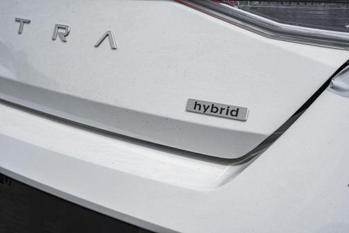 2025 Hyundai ELANTRA HEV Limited