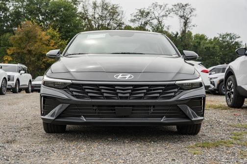 2025 Hyundai ELANTRA HEV Limited