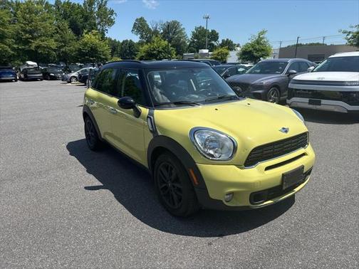 2012 MINI Cooper S Countryman Base