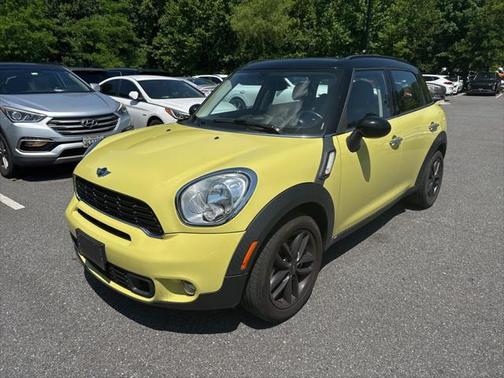 2012 MINI Cooper S Countryman Base