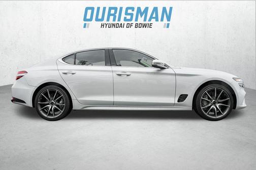 2025 Genesis G70 2.5T RWD