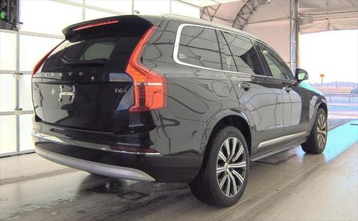 2022 Volvo XC90 T6 Inscription