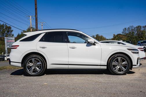 2025 Genesis GV70 3.5T AWD Sport