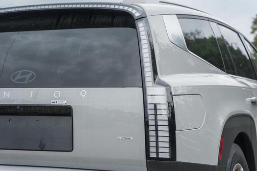 2026 Hyundai IONIQ 9 SE