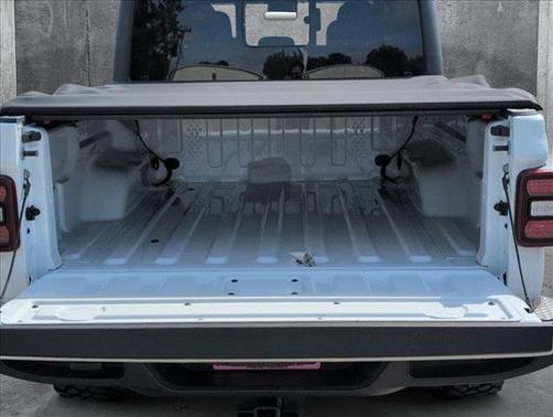 2024 Jeep Gladiator Willys