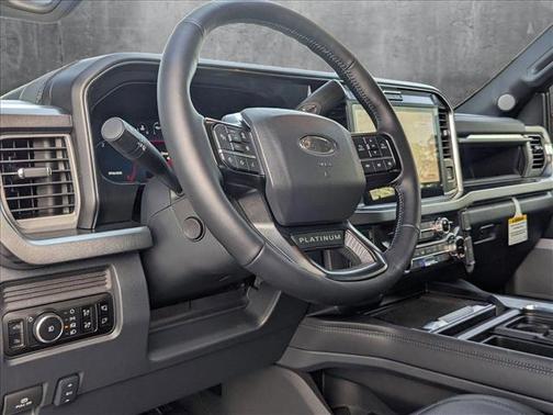 2025 Ford F-250 Platinum
