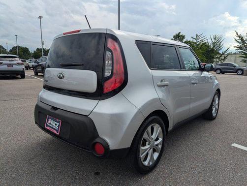 2015 Kia Soul +