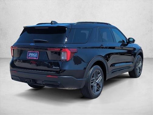 Agate Black Metallic 2025 Ford Explorer ST-Line