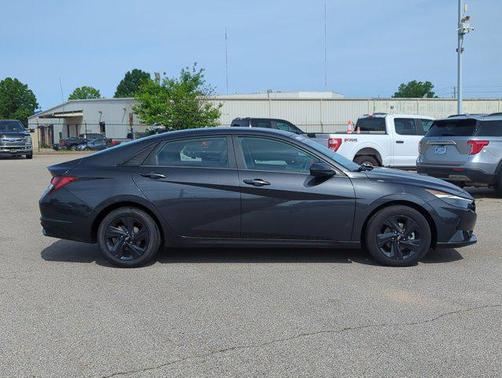 Portofino Gray 2023 Hyundai ELANTRA SEL